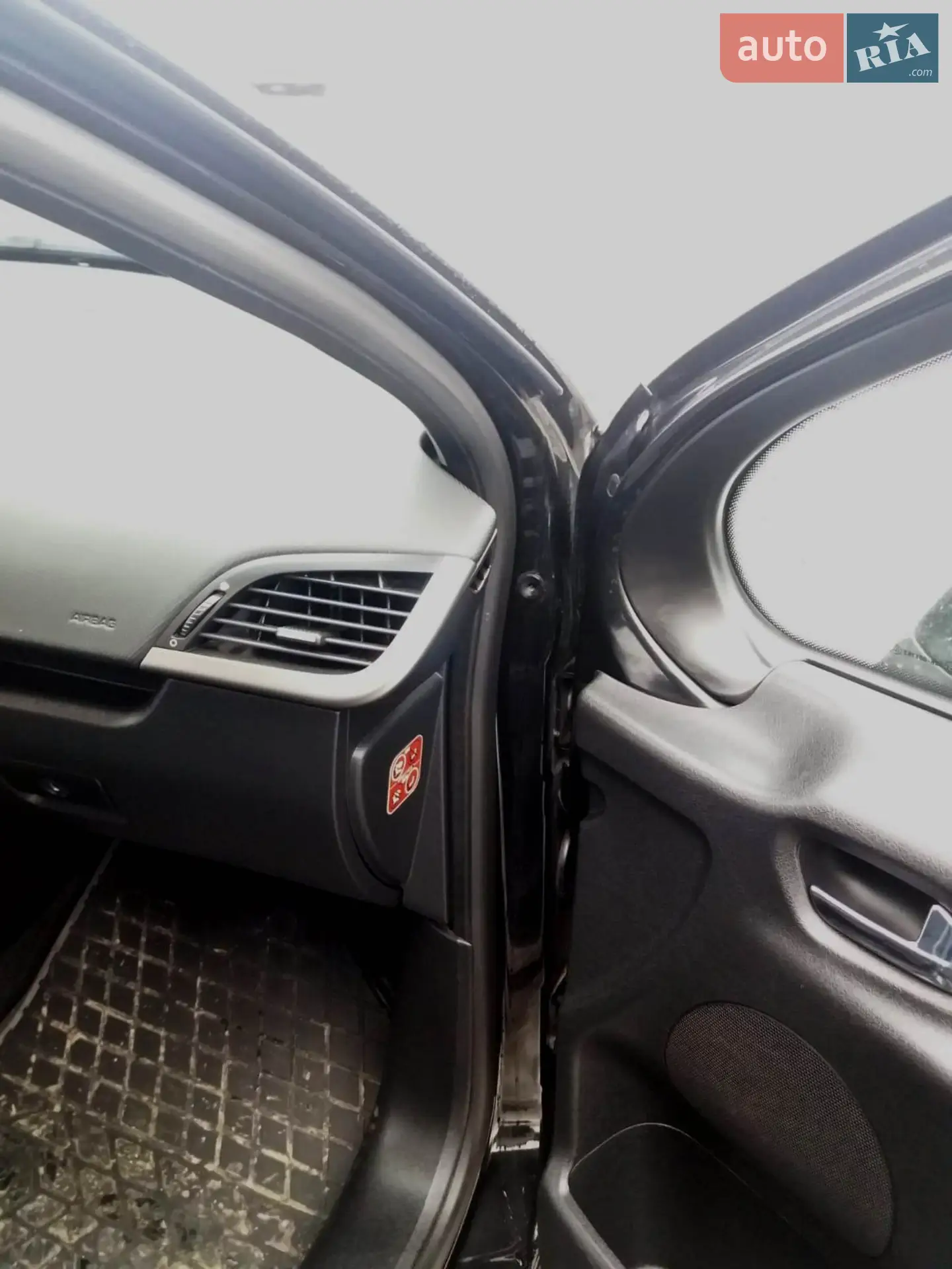 Peugeot 207 2007 VIN VF3WU5FWC34035699 фото оголошення 39 з 70