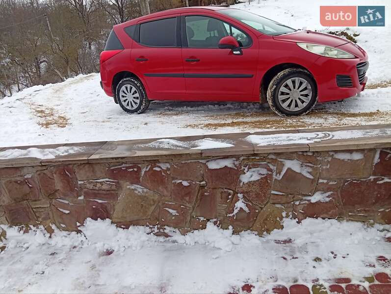 Универсал Peugeot 207 2010 в Теребовле