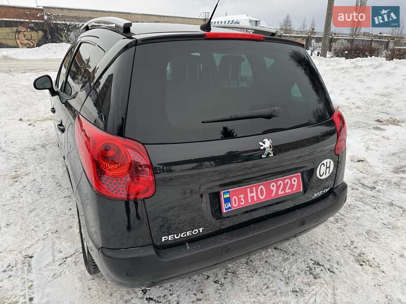 Универсал Peugeot 207 2011 в Луцке