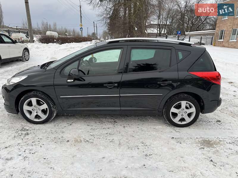 Универсал Peugeot 207 2011 в Луцке
