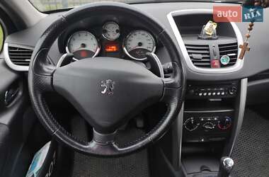 Хетчбек Peugeot 207 2008 в Тернополі