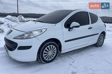 Хэтчбек Peugeot 207 2008 в Костополе