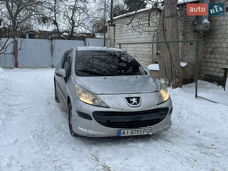 Peugeot 207 2006