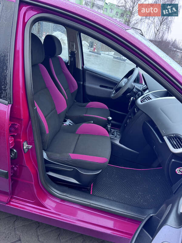 Хэтчбек Peugeot 207 2006 в Хмельницком фото 46 Хэтчбек Peugeot 207 2006 в Хмельницком