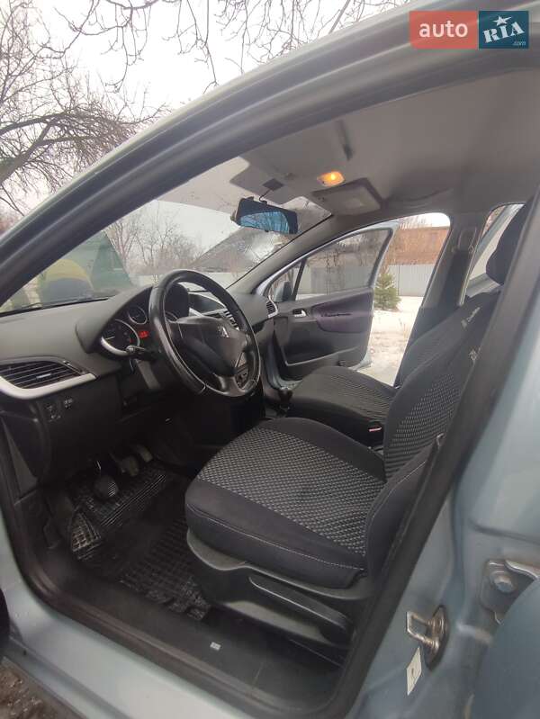Хэтчбек Peugeot 207 2010 в Белой Церкви фото 5 Хэтчбек Peugeot 207 2010 в Белой Церкви