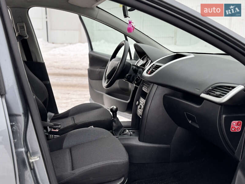 Универсал Peugeot 207 2010 в Калуше фото 10 Универсал Peugeot 207 2010 в Калуше
