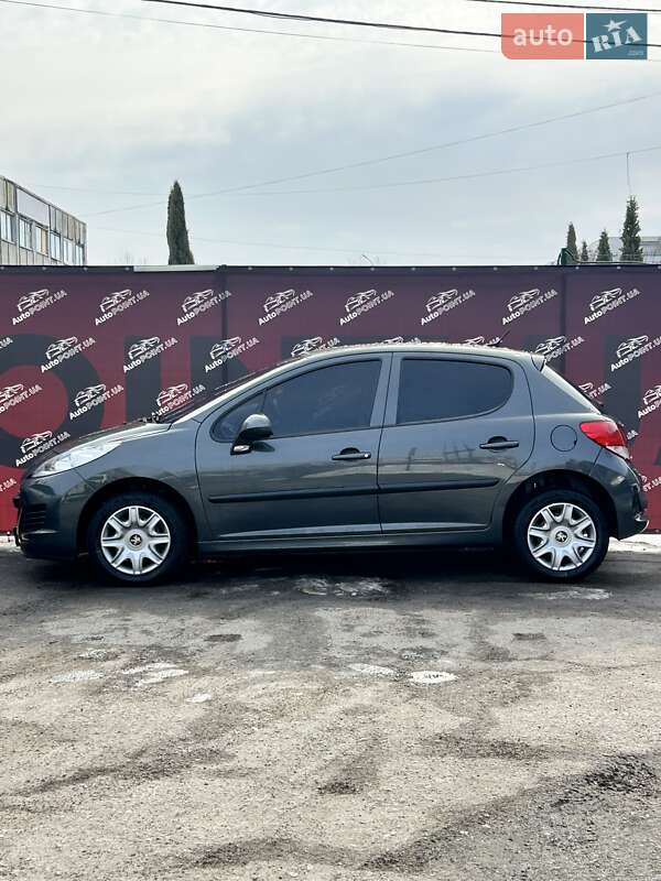 Хэтчбек Peugeot 207 2010 в Сумах