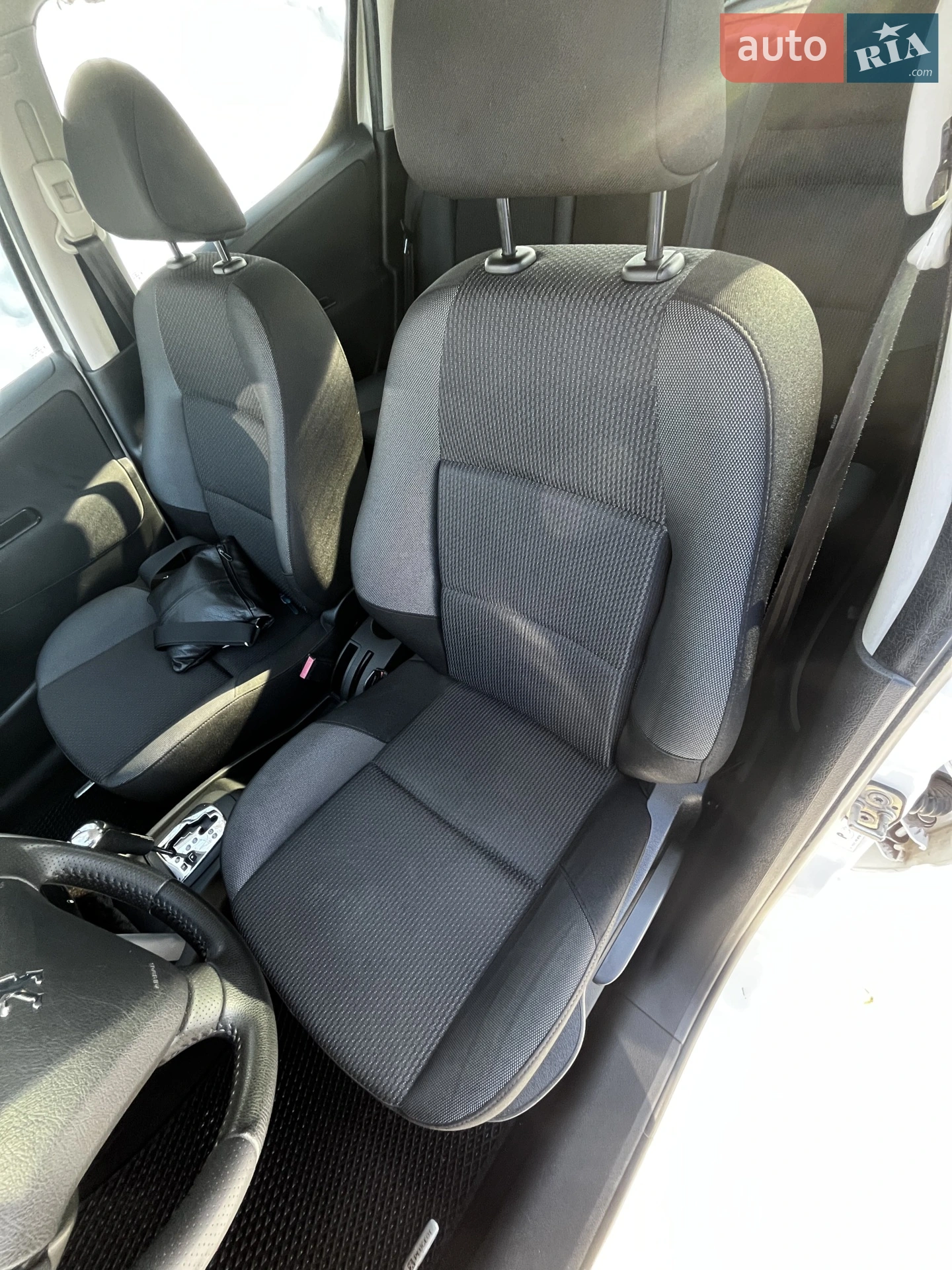 2011 Peugeot 207 - мініатюра 18