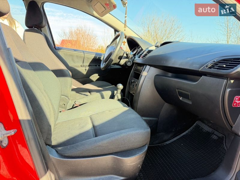 Хэтчбек Peugeot 207 2007 в Львове