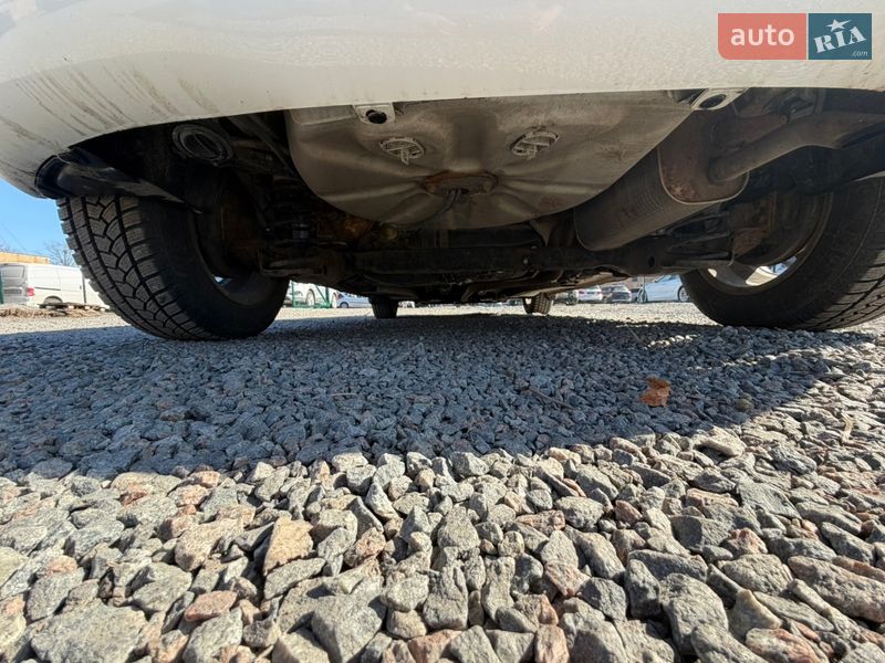 Хэтчбек Peugeot 207 2010 в Киеве