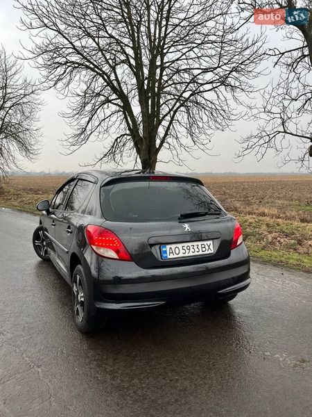 Хэтчбек Peugeot 207 2011 в Виноградове фото 2 Хэтчбек Peugeot 207 2011 в Виноградове