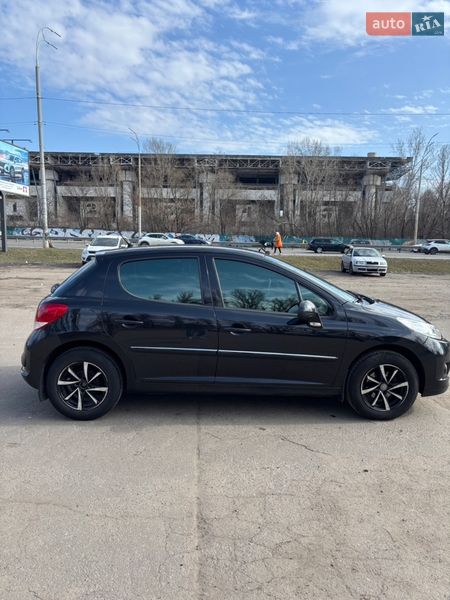 Хэтчбек Peugeot 207 2012 в Киеве фото 7 Хэтчбек Peugeot 207 2012 в Киеве