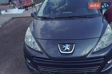 Универсал Peugeot 207 2010 в Казатине