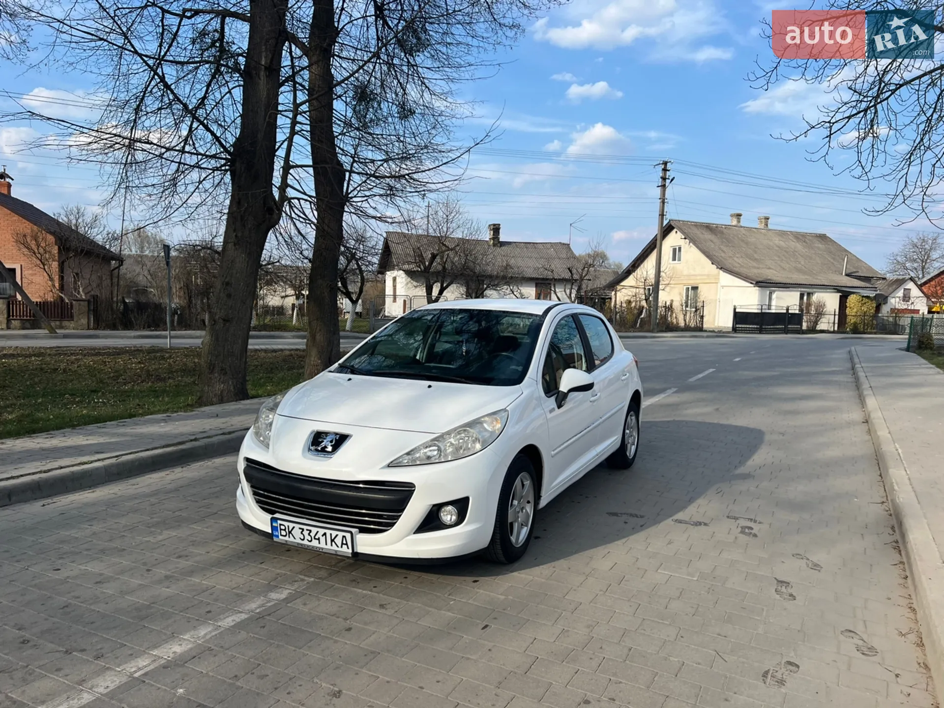 2010 Peugeot 207 - мініатюра 2