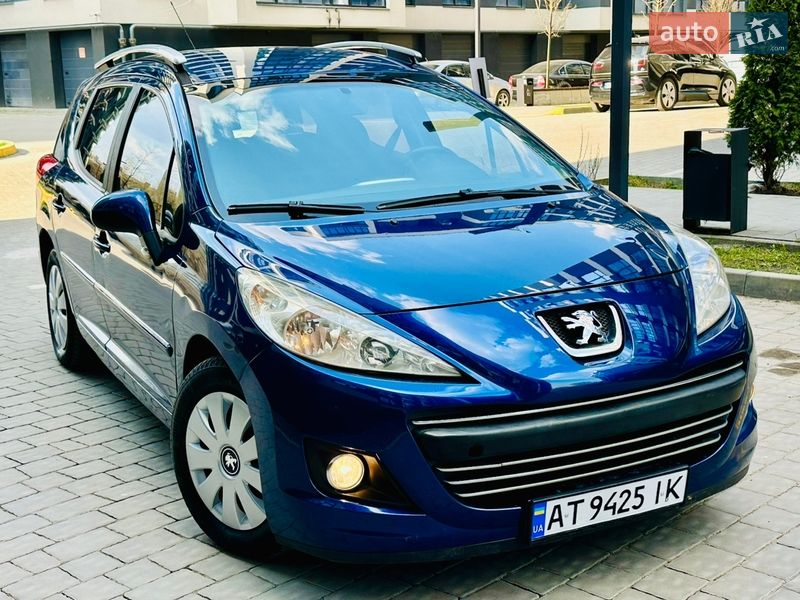 Peugeot 207 2011