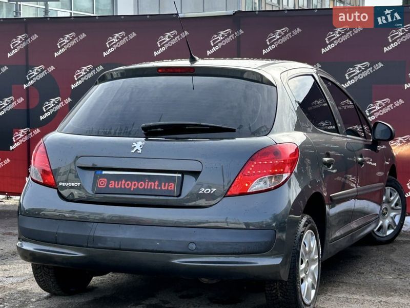 Хетчбек Peugeot 207 2010 в Сумах