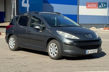 Универсал Peugeot 207 2009 в Ровно
