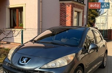 Хетчбек Peugeot 207 2008 в Чернівцях