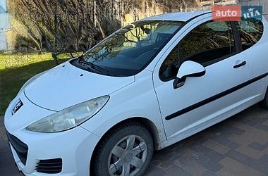 Хэтчбек Peugeot 207 2010 в Полтаве