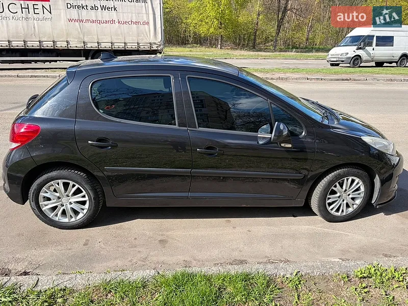 Peugeot 207