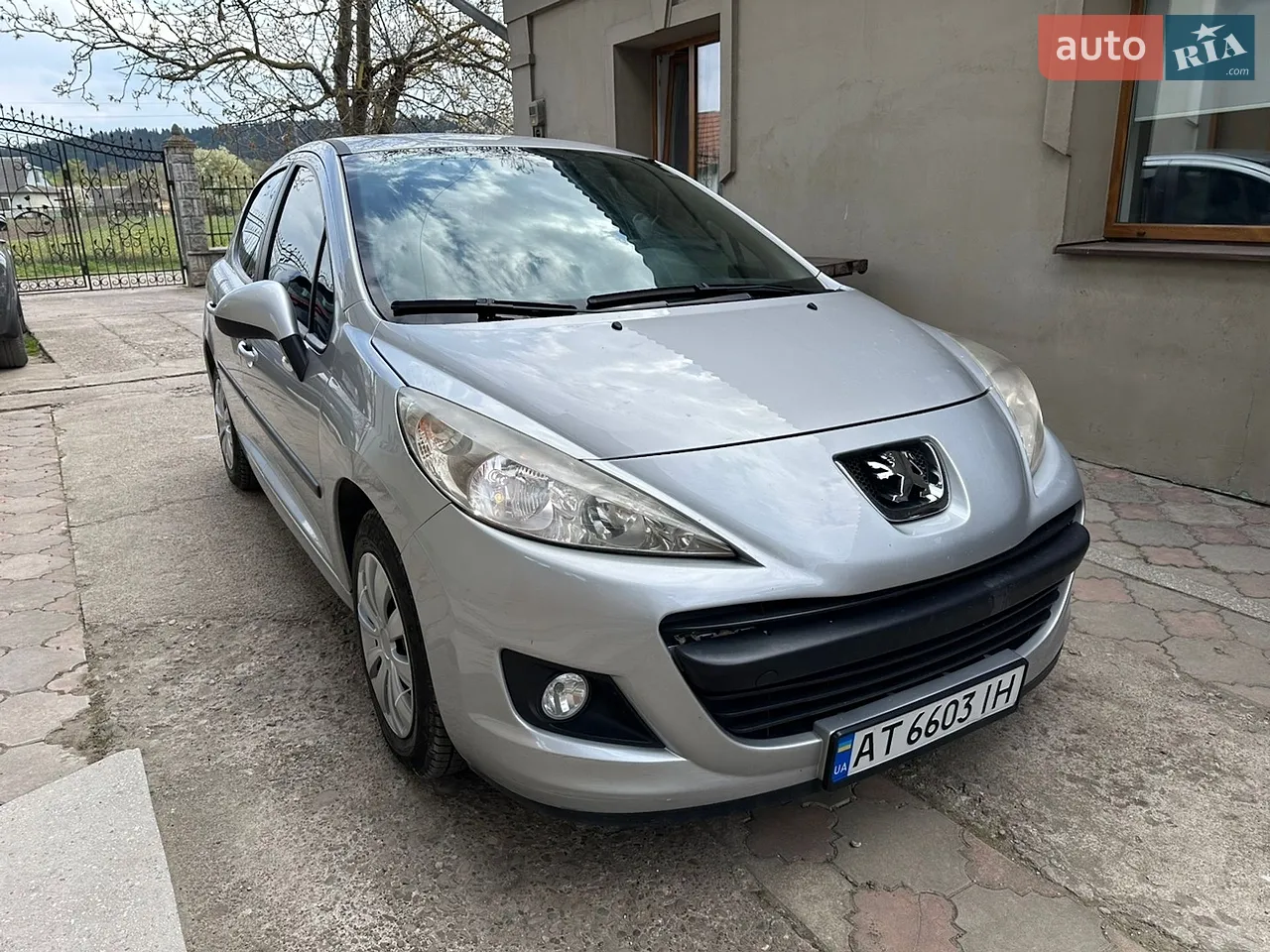 2010 Peugeot 207 - мініатюра 22