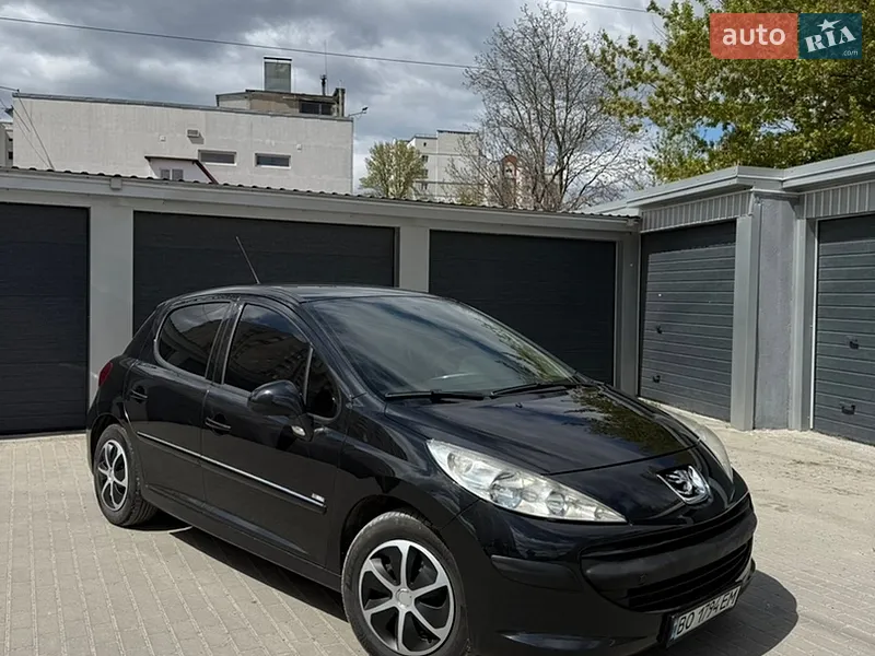 Peugeot 207 2010