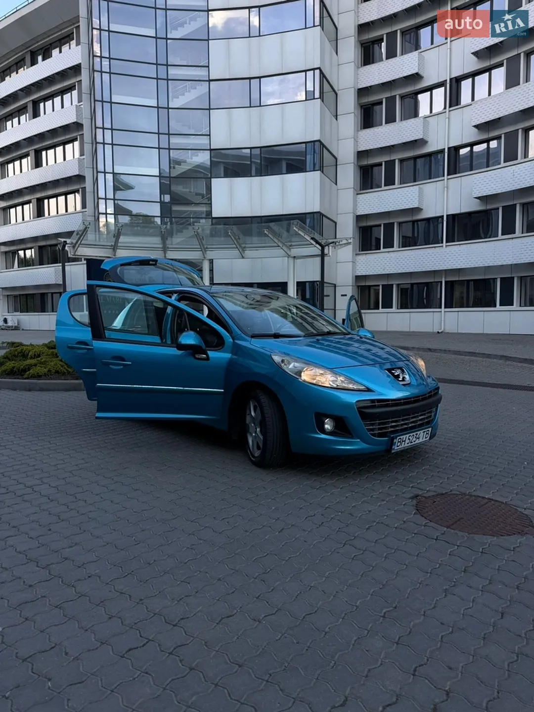 2011 Peugeot 207 - мініатюра 2