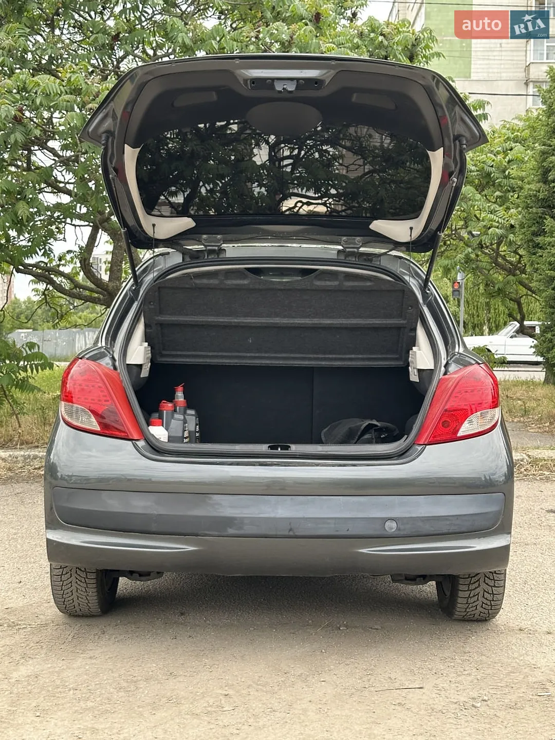 2010 Peugeot 207 - мініатюра 10