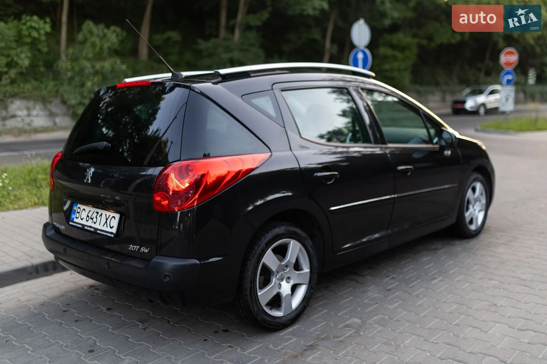 2010 Peugeot 207 - мініатюра 4