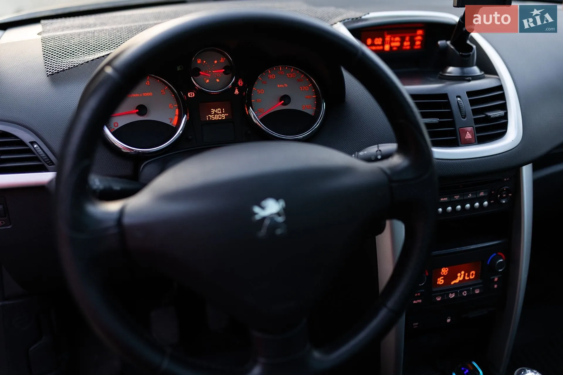 2010 Peugeot 207 - мініатюра 20