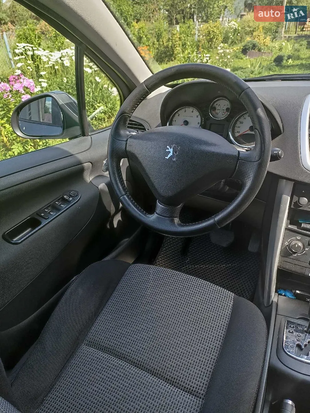 2010 Peugeot 207 - мініатюра 12