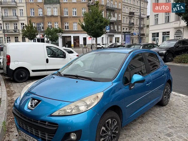 Peugeot 207 2012