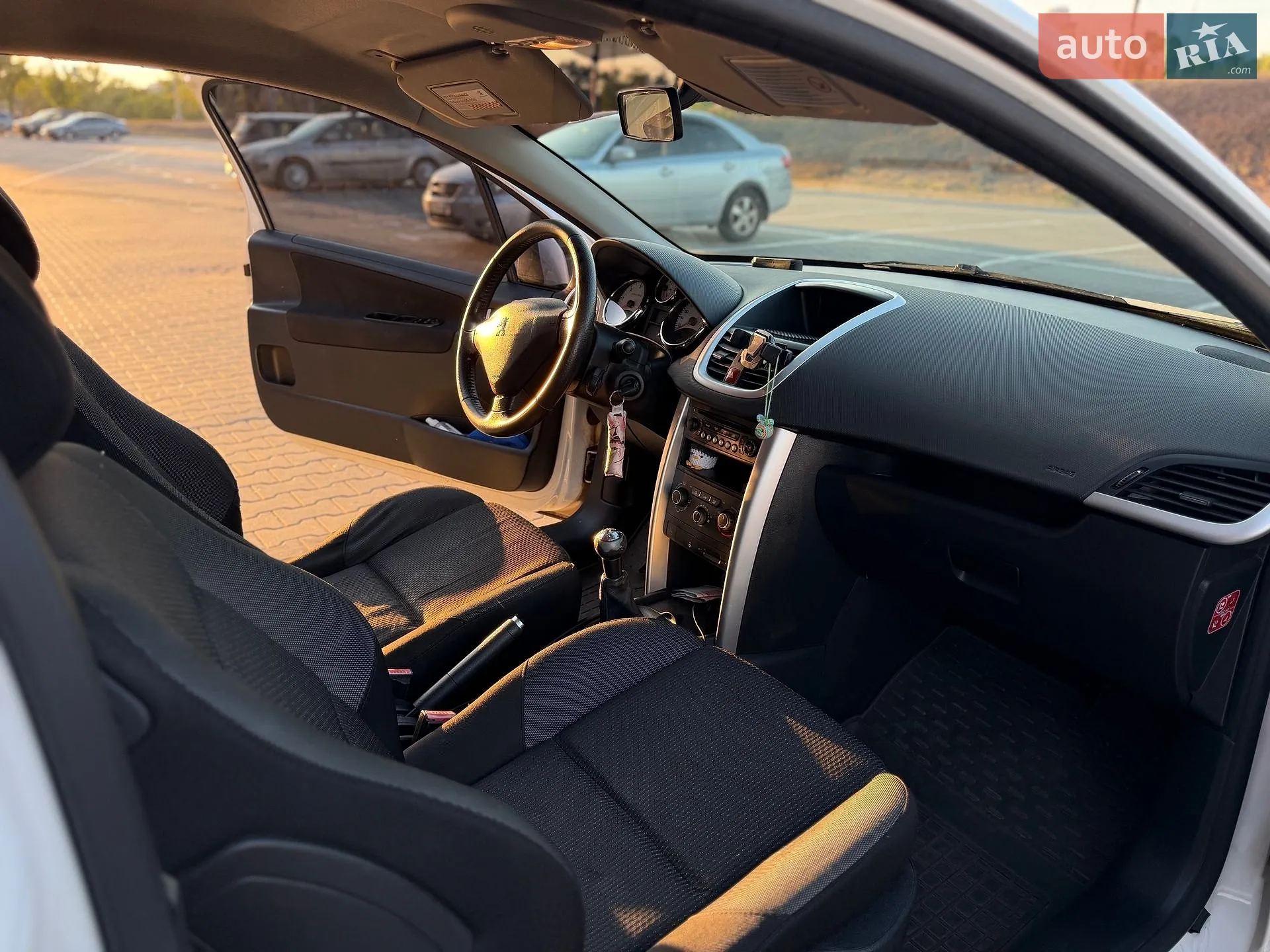 2011 Peugeot 207 - мініатюра 16