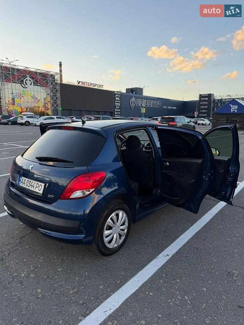 2010 Peugeot 207 - мініатюра 11