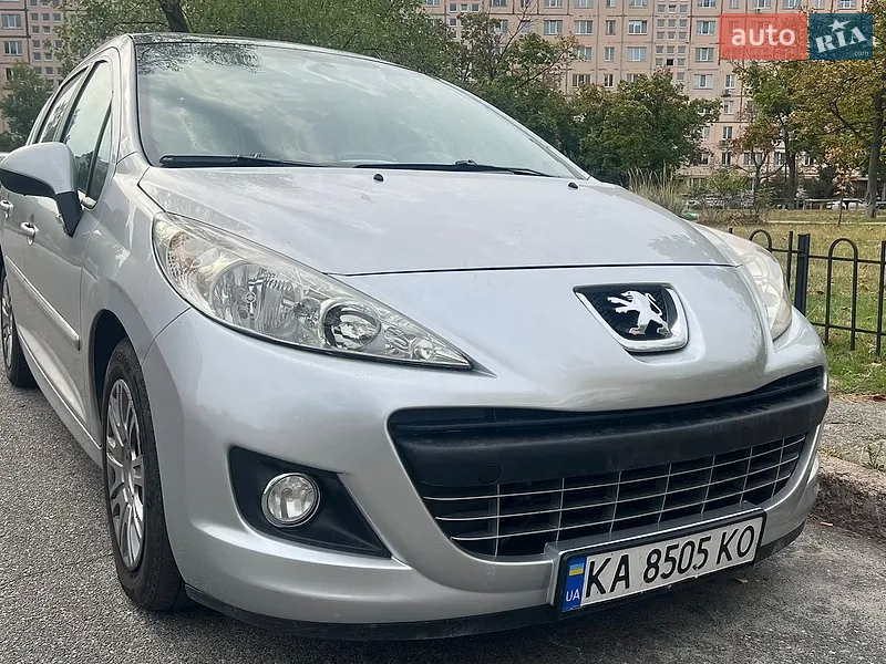 Peugeot 207 2012