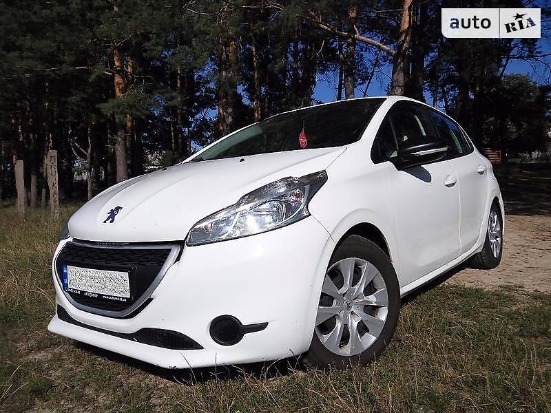 Хетчбек Peugeot 208 2012 в Києві