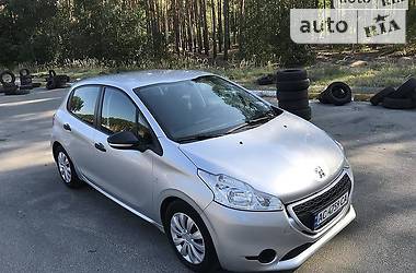 Хетчбек Peugeot 208 2014 в Києві