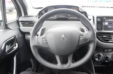 Хэтчбек Peugeot 208 2015 в Запорожье