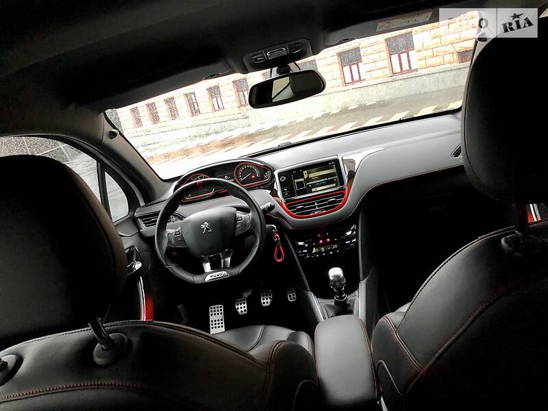 Хетчбек Peugeot 208 2014 в Харкові