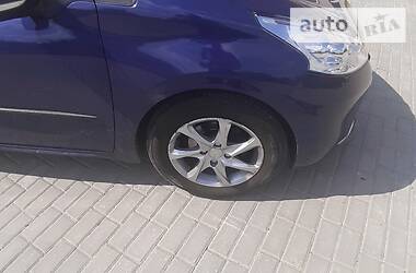 Хэтчбек Peugeot 208 2013 в Ровно