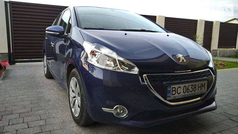 Хетчбек Peugeot 208 2013 в Львові фото 17 Хетчбек Peugeot 208 2013 в Львові