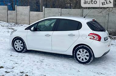 Хэтчбек Peugeot 208 2013 в Николаеве