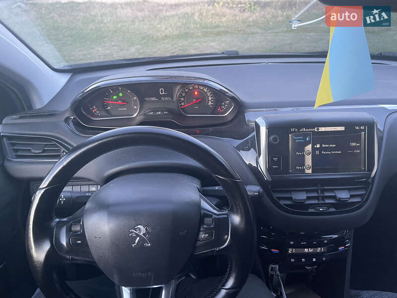 Хетчбек Peugeot 208 2013 в Баранівці