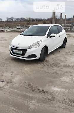 Хэтчбек Peugeot 208 2016 в Днепре