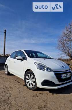 Хэтчбек Peugeot 208 2018 в Днепре