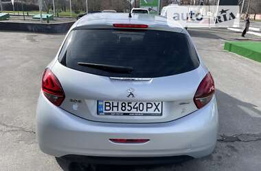 Хэтчбек Peugeot 208 2017 в Одессе