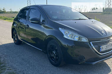 Хэтчбек Peugeot 208 2013 в 
