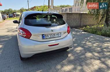 Хэтчбек Peugeot 208 2014 в Киеве