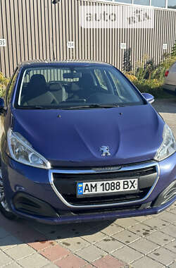 Хэтчбек Peugeot 208 2015 в Житомире