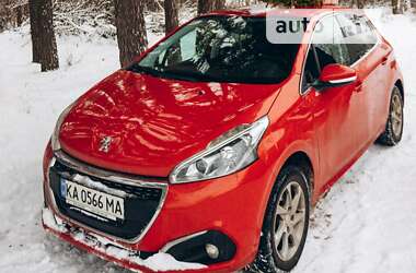 Хэтчбек Peugeot 208 2016 в Нежине